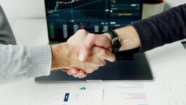 Jak Investovat do Akcií v Recesi: Strategie pro Stabilní Zisky